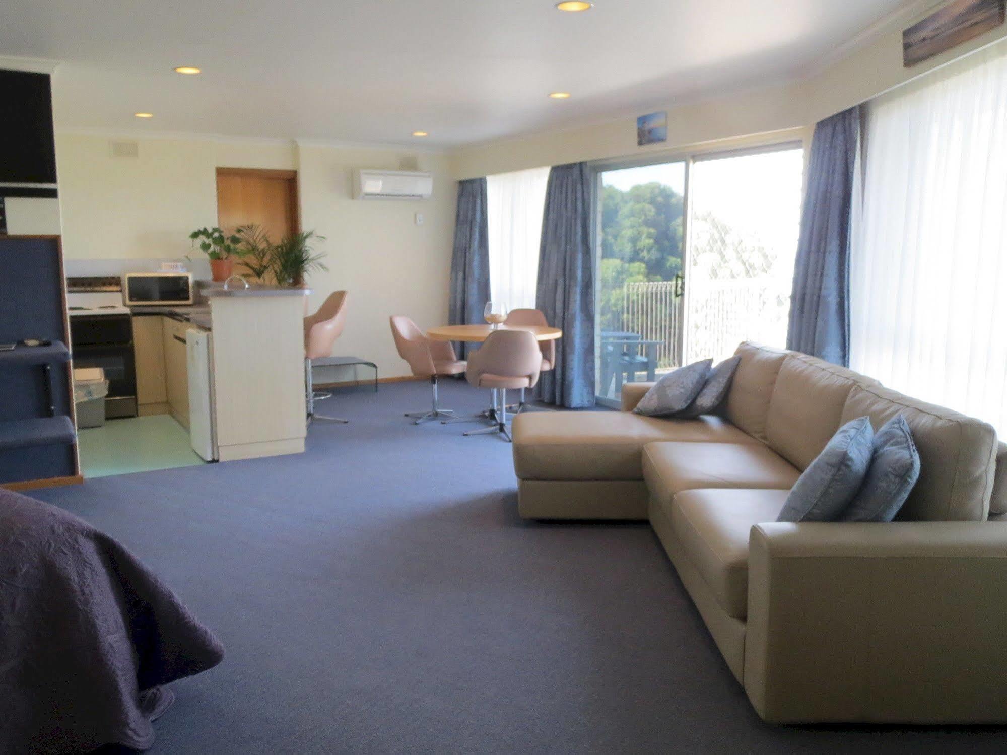 Stansbury Holiday Motel Dış mekan fotoğraf