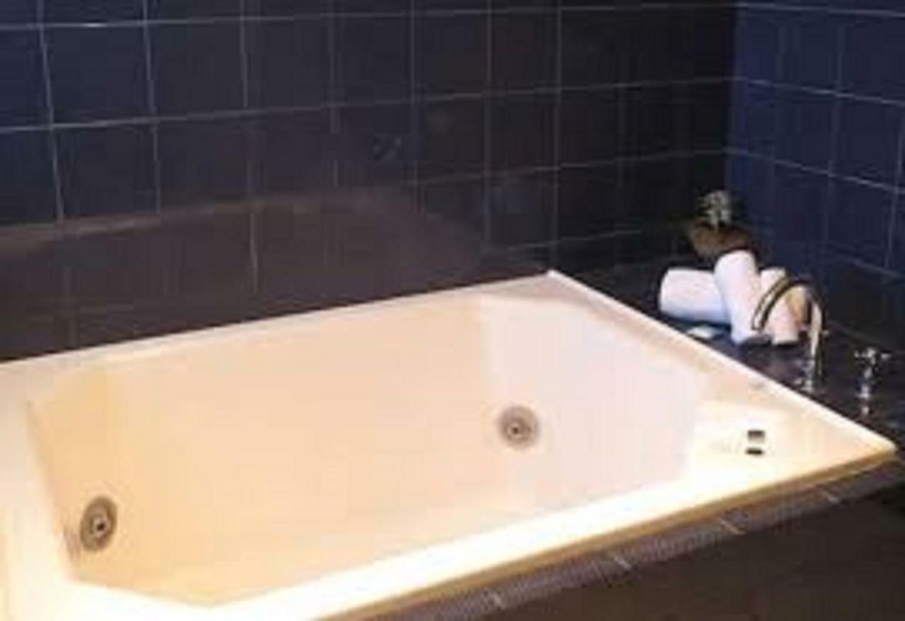 Stansbury Holiday Motel Dış mekan fotoğraf